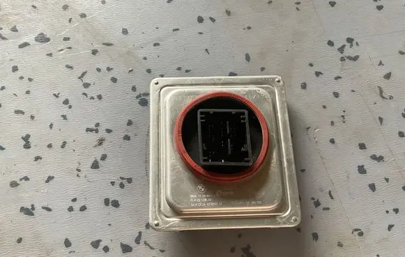 BMW 1 F40 Voltage converter/converter module 