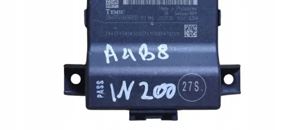 Audi A4 S4 B8 8K Gateway control module 8R0907468L