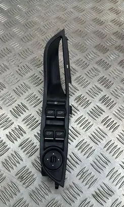 Ford Focus Electric window control switch F1ET14A132AB