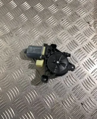 Audi Q7 4M Rear door window regulator motor 8W0959801