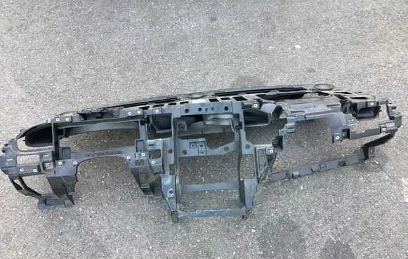 Tesla Model S Other dashboard part 100332600J