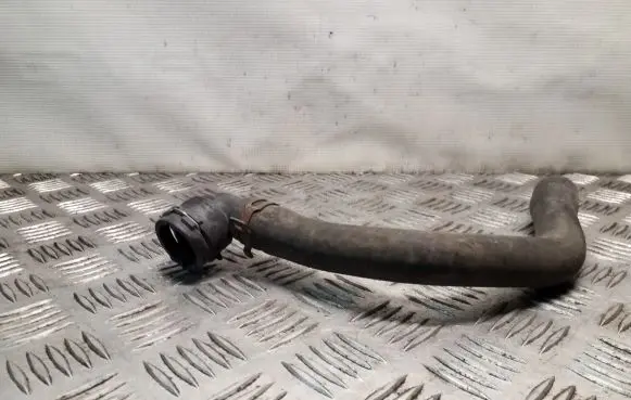 Volkswagen PASSAT B6 Engine coolant pipe/hose 1K0122291