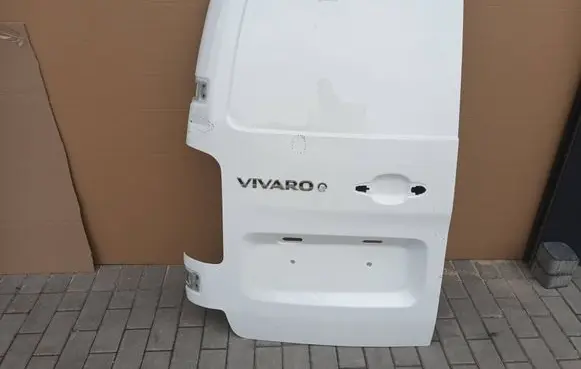 Opel Vivaro Rear door