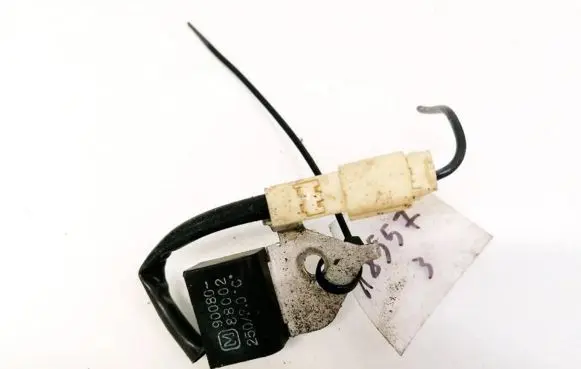 Toyota Avensis T250 Antenna control unit 9008088002 90080-88002