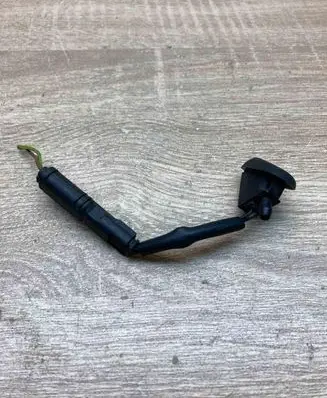 Ford Mondeo MK IV Windshield washer spray nozzle XS4117666A