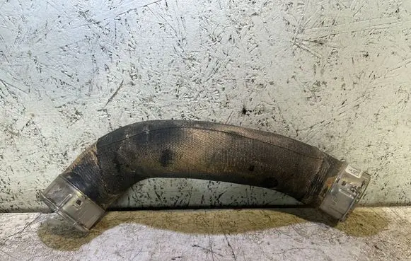 BMW X1 U11 Intercooler hose/pipe 8471881 15476810