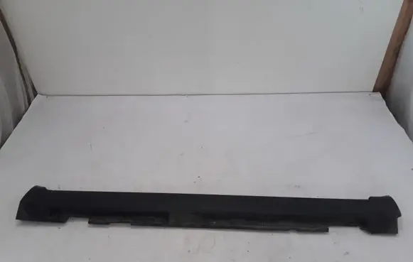 Volvo S40 Sill