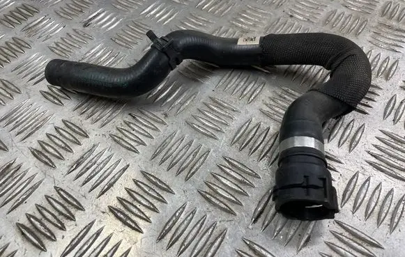 BMW 4 F32 F33 Engine coolant pipe/hose 9364537