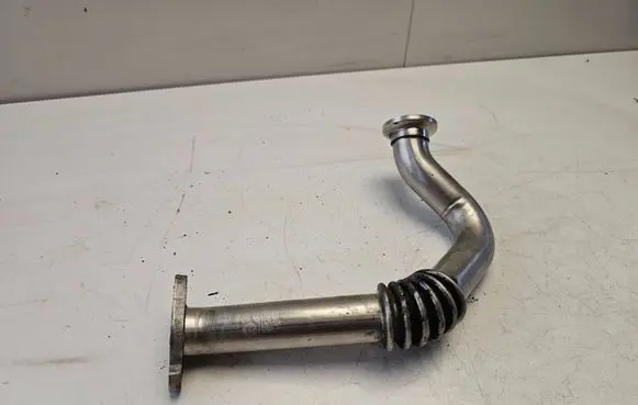 Skoda Octavia Mk2 (1Z) EGR valve line/pipe/hose 03L131521R