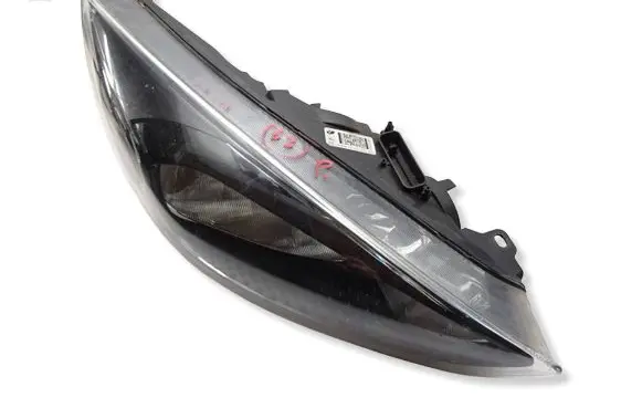 Ford Focus Headlight/headlamp QERN