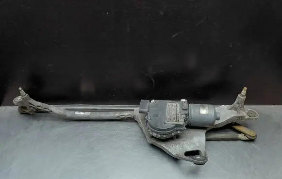 Audi A8 S8 D3 4E Front wiper linkage and motor 4E1955119B 0390241853