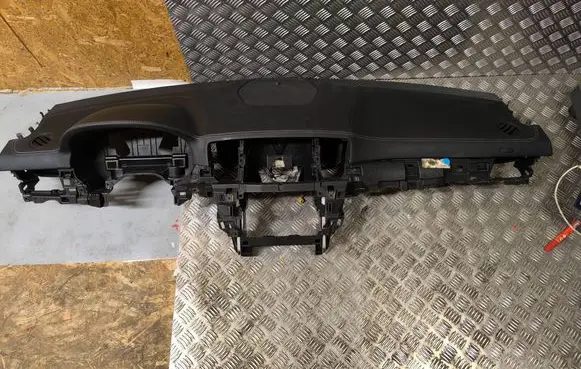 Mercedes-Benz GL X166 Dashboard 1668602402