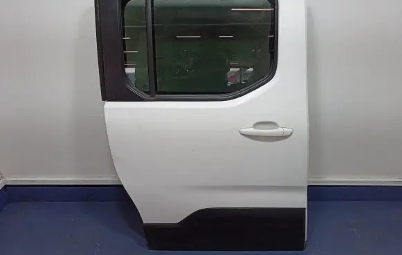 Peugeot Rifter Side sliding door 