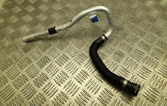 BMW 5 G60 G61 Engine coolant pipe/hose 9873679