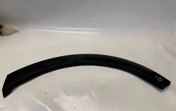Audi Q8 Rear arch trim 4M8853817 4M8853817D