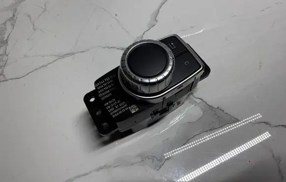 Mercedes-Benz A W176 Multifunctional control switch/knob A2469001309