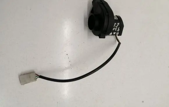 BMW 5 E39 Engine control unit/module fan 0130002831