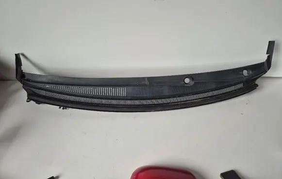 Mitsubishi Colt Wiper trim 7405A315