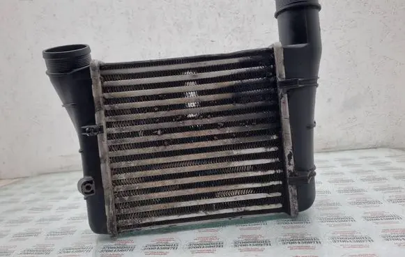 Audi A6 S6 C5 4B Intercooler radiator 8E0145805S