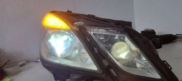 Mercedes-Benz E W212 Headlight/headlamp A2128201039 2128201039