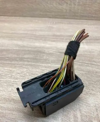 BMW 7 E65 E66 Plug wire 7788125