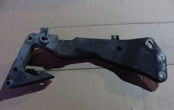 BMW X1 E84 Gearbox mounting bracket 6769281