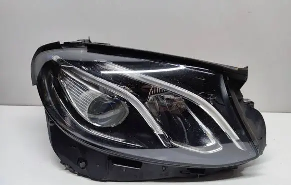 Mercedes-Benz E W213 Headlight/headlamp A2139068808
