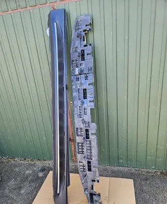 Mercedes-Benz GLE W167 Side skirt front trim 202007087246 142011 A1676900404
