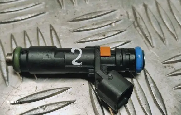 Jeep Cherokee Fuel injector 04593986AA