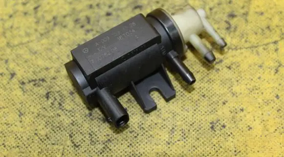 Mercedes-Benz Sprinter W906 Turbo solenoid valve A0091533128