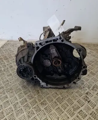 Volkswagen Touran I Manual 5 speed gearbox GQQ