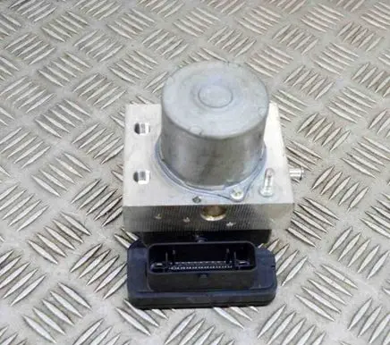 Tesla Model 3 ABS Pump 0265257793 104474500B