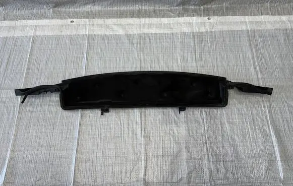 Citroen C5 Aircross Wiper trim 9810110480