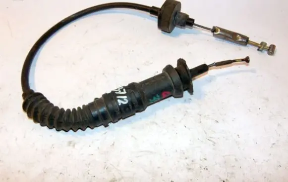 Volkswagen Golf III Clutch cable 1H1721335M