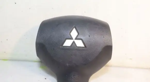Mitsubishi Lancer Steering wheel airbag