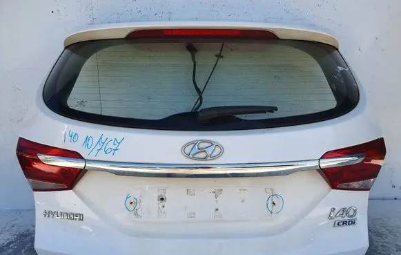 Hyundai i40 Tailgate/trunk/boot lid