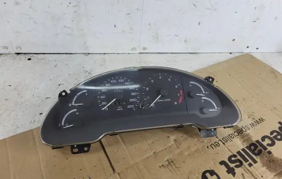 Ford Probe Speedometer (instrument cluster) 0P0167 060000060212 PP0167