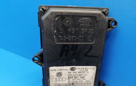Audi A4 S4 B8 8K Headlight ballast module Xenon 8K0941329 5DF009368 5DF00936860AB