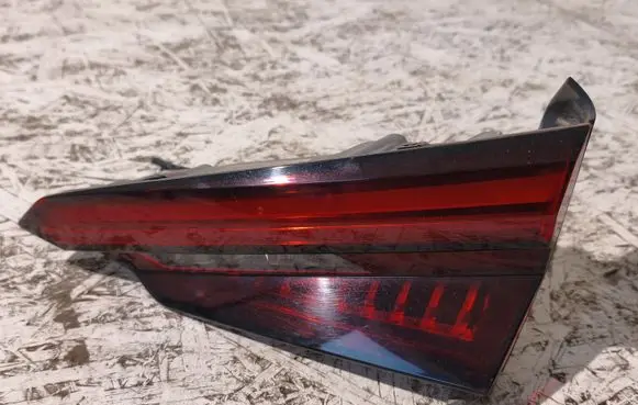 Audi A5 Tailgate rear/tail lights 8W6945094F 636534