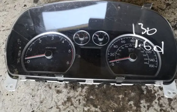Hyundai i30 Speedometer (instrument cluster) 940012R760