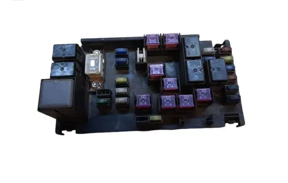 Subaru Legacy Fuse module 82241AG060