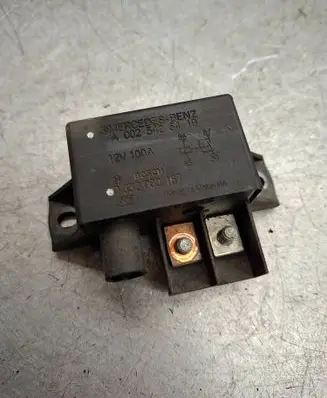 Mercedes-Benz S W220 Charging relay A0025426419 0332002167 12V100A