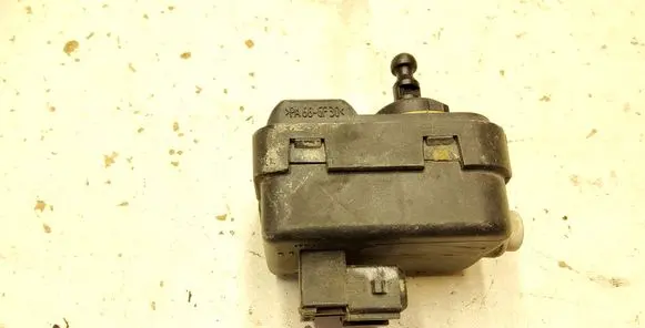 Toyota Yaris Headlight level adjustment motor 
