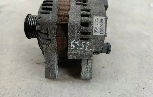 Peugeot 207 Generator/alternator 9660055080