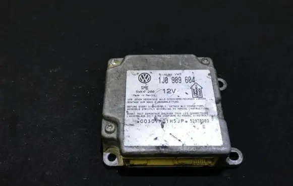 Volkswagen PASSAT B5 Airbag control unit/module 1j0909604 5wk4200