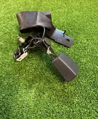 KIA Niro Rear seatbelt buckle