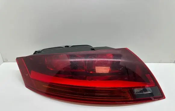 Audi TT TTS Mk2 Rear/tail lights 8J0945095C