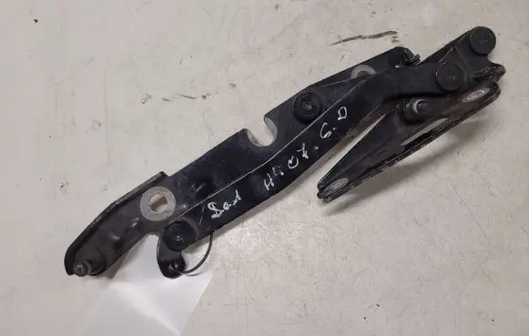 Audi A4 S4 B6 8E 8H Tailgate/trunk/boot hinge 8E5827302C