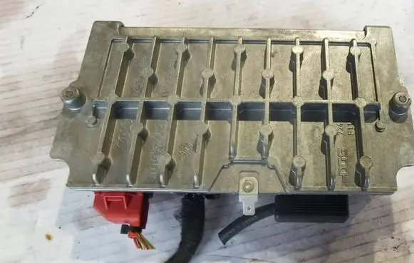 Audi A5 8T 8F Sound amplifier 8T0035462