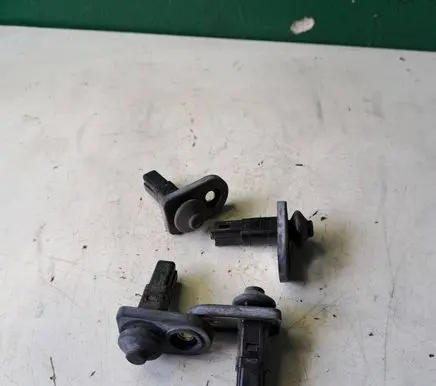 Hyundai Santa Fe Front door sensor 